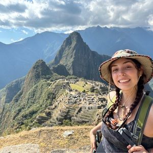 Meet your Posher, Isabella